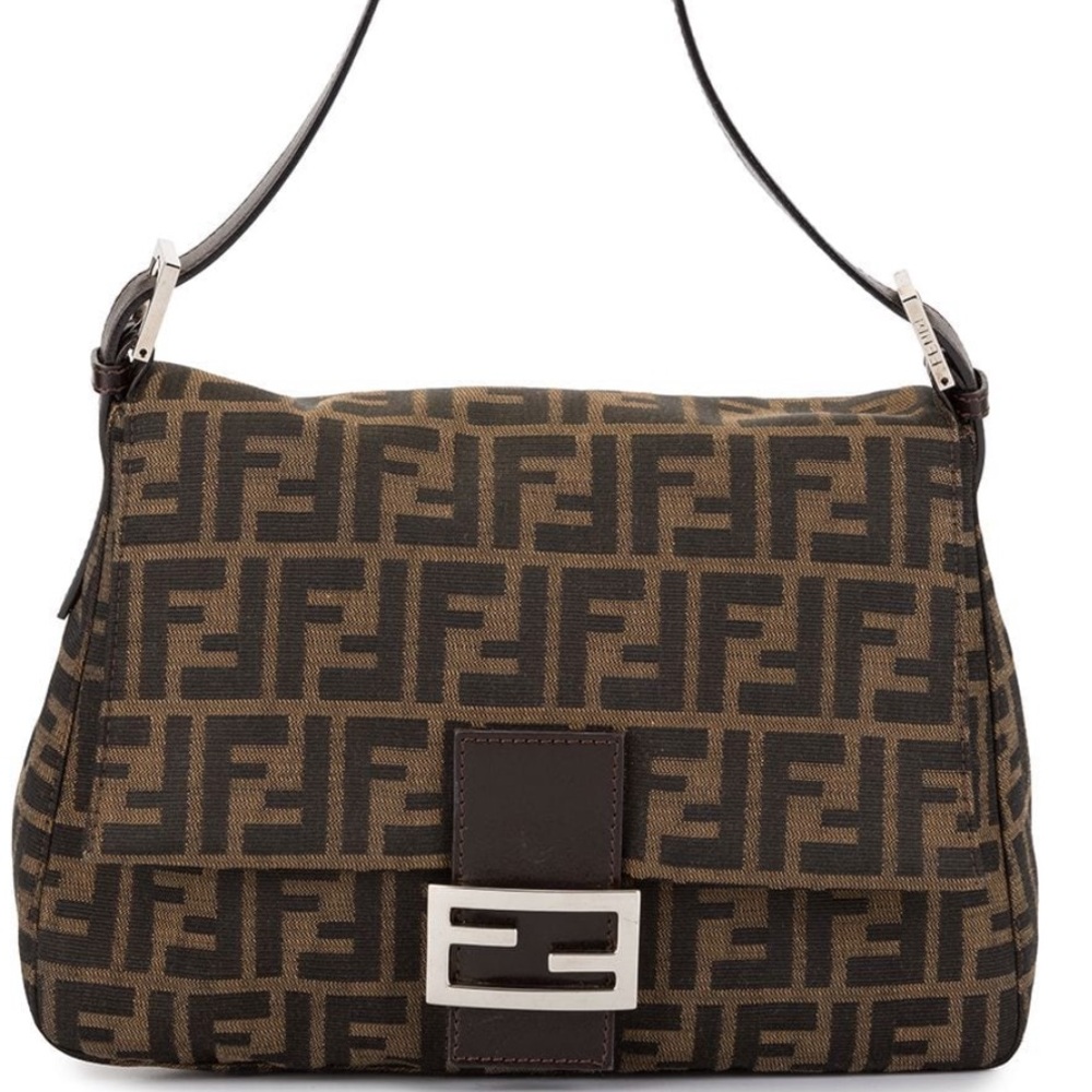 💯Authentic Fendi Mamma Baguette Zucca bag